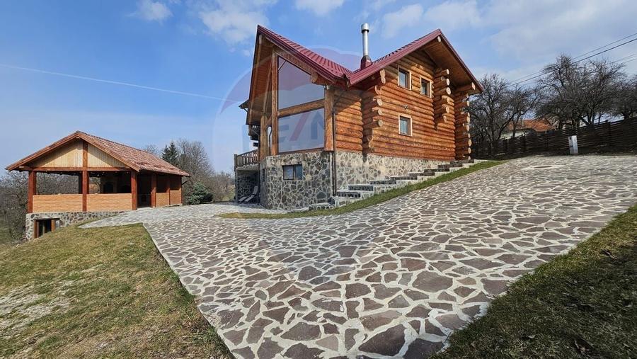 Cabana exclusivistă în Sohodol | saună + view superb Piatra Craiului - 9