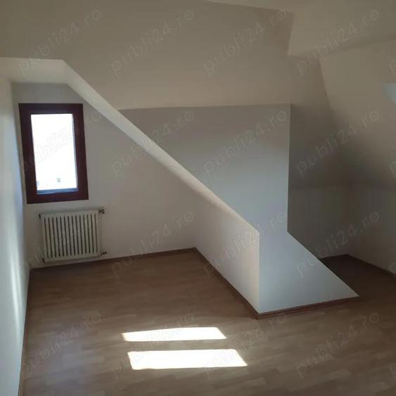 Casa Vadu Moldovei... 2 imobile...14 camere - 2