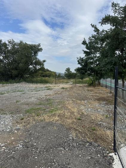 Parcele teren de inchiriat strada Valea Chintaului - 1