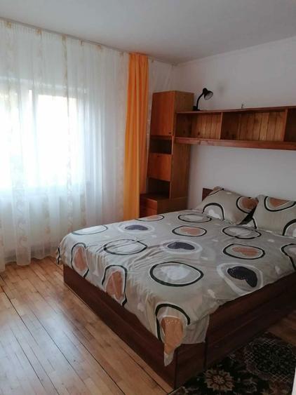 Inchiriez apartament 2 camere PB , decomandat,zona Nufarul. - 7
