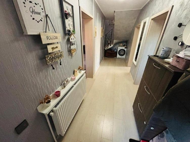 Casă de vânzare P+M, 174 mp construiți, teren 691 mp - 16