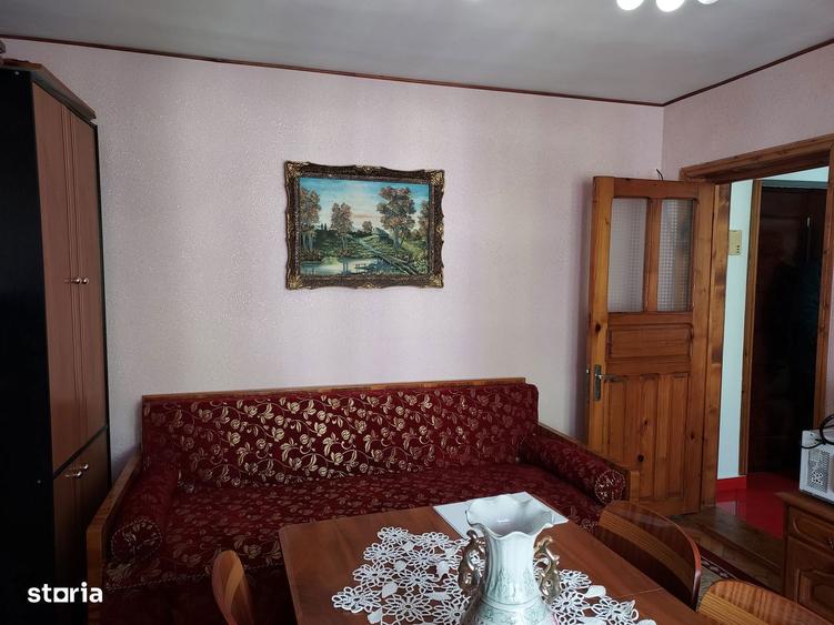 Zona Catedrala - apartament cu 2 camere decomandate, etaj 2, boxa mare - 4