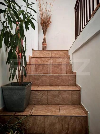 Casa cu 3 camere, 100 mp, zona centrala - 8