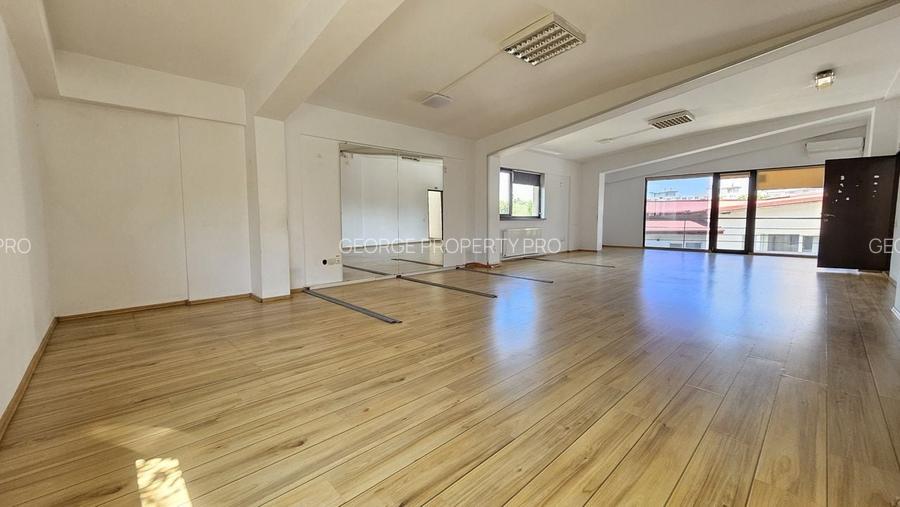 Vila P+3, 350mp utili + 100mp curte, 10min Metrou Piata Victoriei