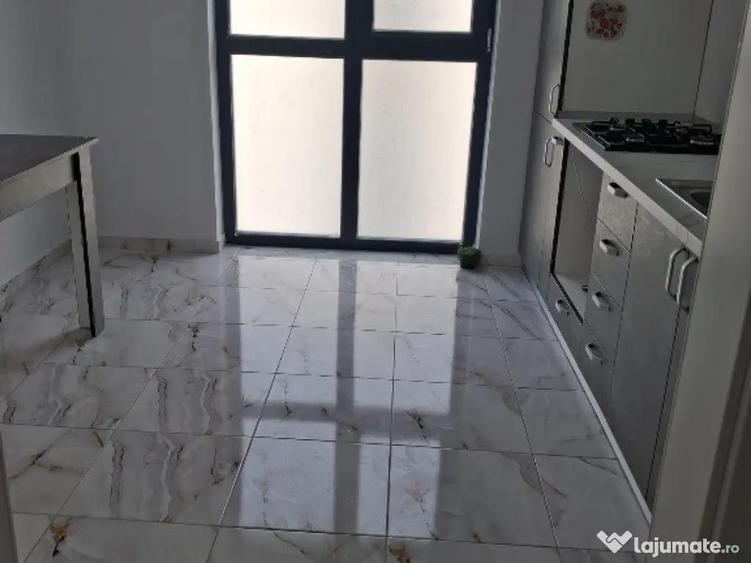 Apartament 2 camere, decomandat - zona Sanpetru - 4