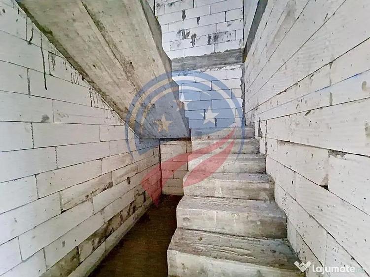 Vila cu 5 camere de vanzare in zona Damila - 10