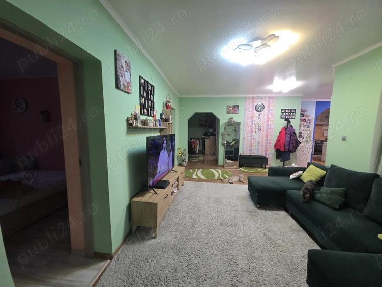 Casa suprafa?a totala de 1.000 mp - 3