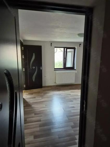 Casa de vanzare in Seaca Calimanesti la drum DN 7(E 81) - 5