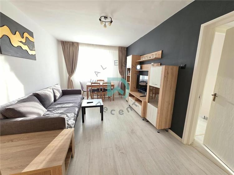 Apartament cu 2 camere semidecomandat în Vlahuță