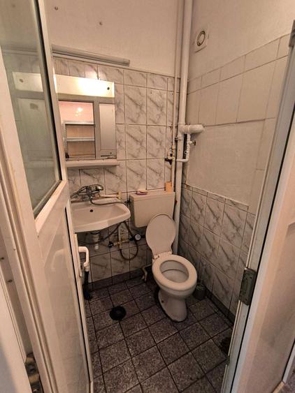 Garsoniera modesta la 7 min de metru Aparatorii Patriei - 3