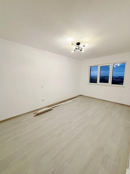 Apartament renovat cu 4 camere, decomandat, zona str. Constantin Brancusi. - 4