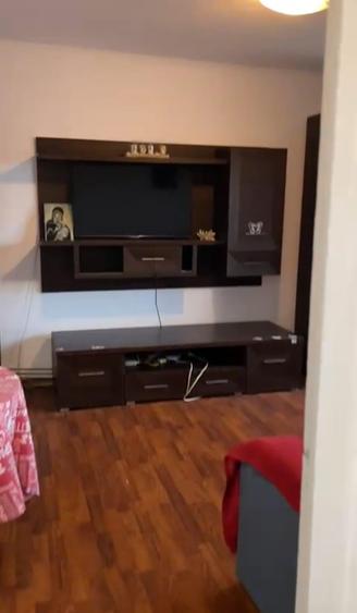 Apartament 3 camere Soveja - 1