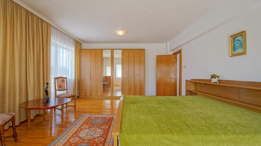 CASA vanzare BRASOV, calitati+potential deosebit, 5 min mall Coresi - 9