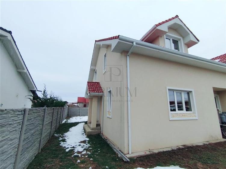 Duplex spatios - 5 camere - asfalt - 1