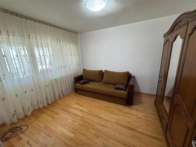 Apartament 3 camere, mobilat si utilat, ultracentral, etaj 9/10 - 11
