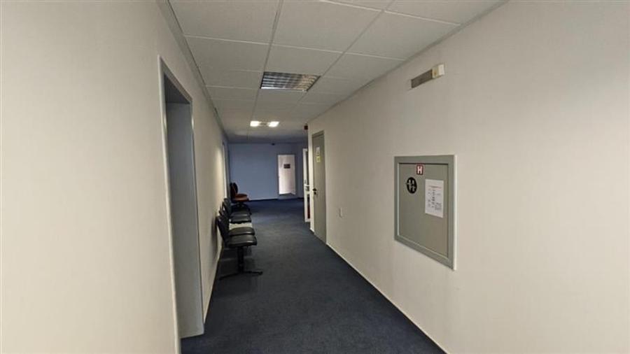 Inchiriere birouri langa metrou Aurel Vlaicu de la 140 mp - 12