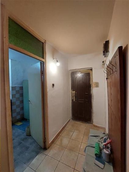 Apartament decomandat, parter, Podgoria - 2
