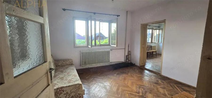 Apartament 82 mp de vanzare la casa in Chintelnic - 1