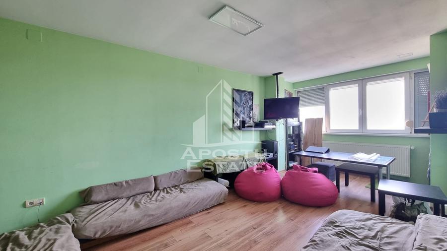 Apartment 3 camere de vanzare, centrala proprie, Cetatii, Timisoara - 1