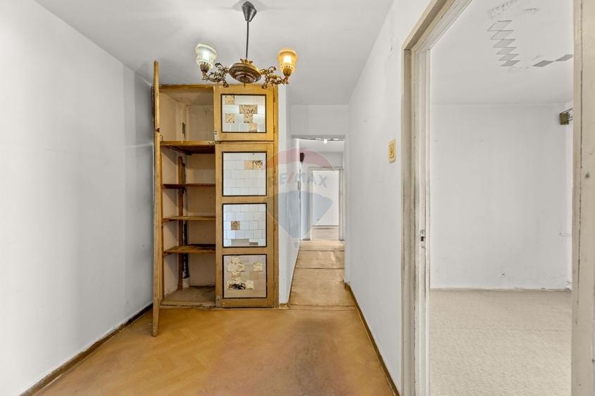 Apartament cu 3 camere de vânzare în zona Aurel Vlaicu - 6