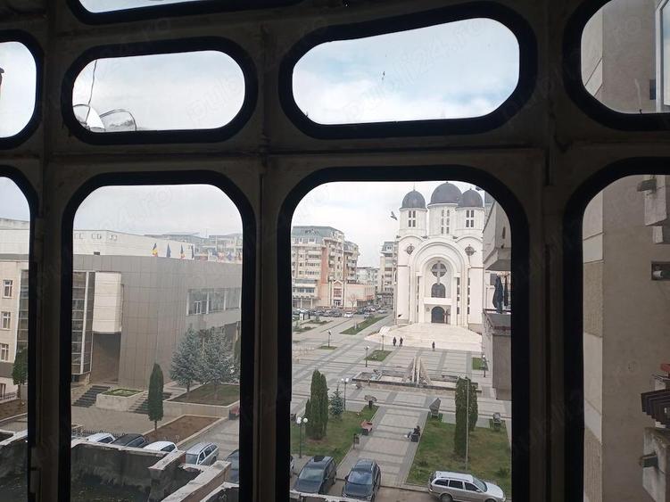 Vand apartament 2 camere in Pascani,zona deal,str.Gradinitei,vizavi de Catedrala - 4