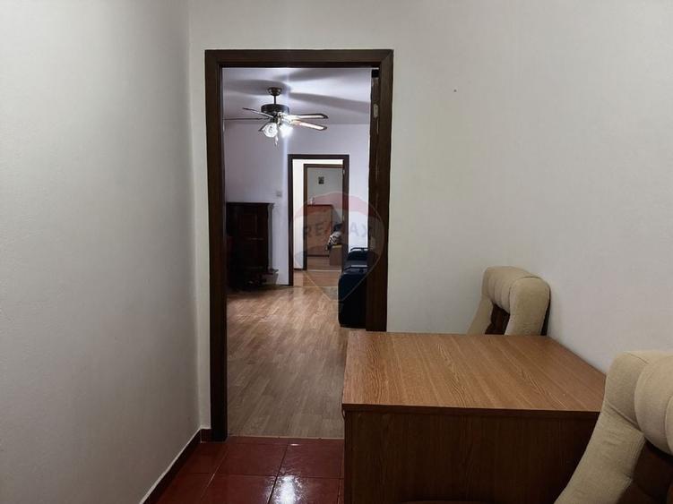 Apartament 2 camere de inchiriat zona Orizont Bacau - 1