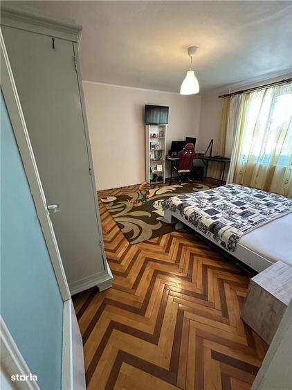 Apartament cu 2 camere decomandat în Complex Studențesc