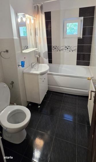 Apartament cu 2 camere decomandat în Energiei