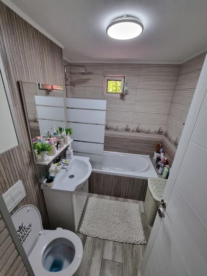 Apartament cu 3 camere în Tolstoi