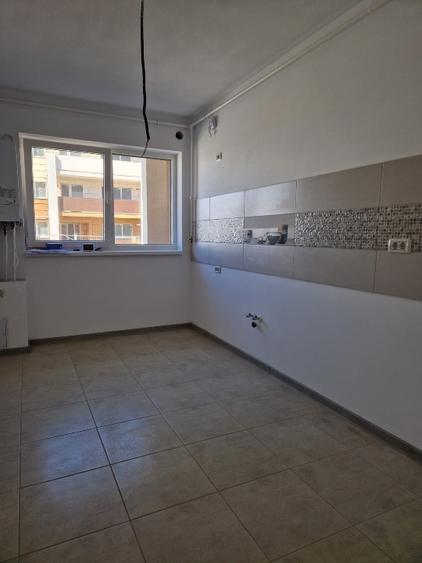 Apartament cu 2 camere decomandat în Sânpetru