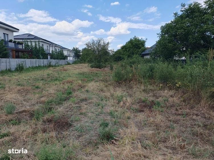 Teren de 2000 mp, în Chiajna