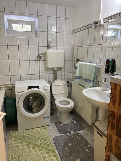 Casă cu 4 camere în Radovanu