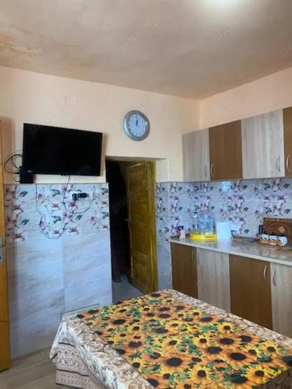 Vand casa si teren , str.Muresului - 3