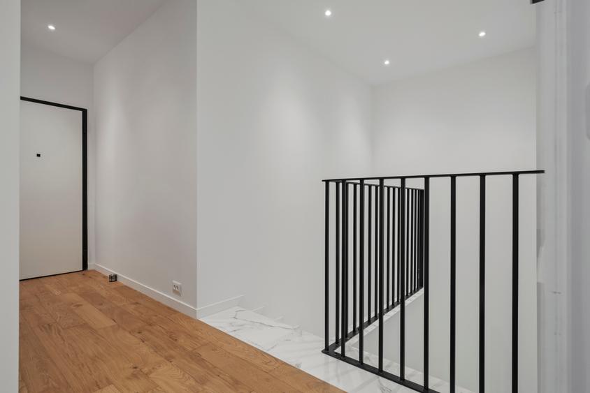 Penthouse cu 4 camere semidecomandat, mobilat în Cotroceni