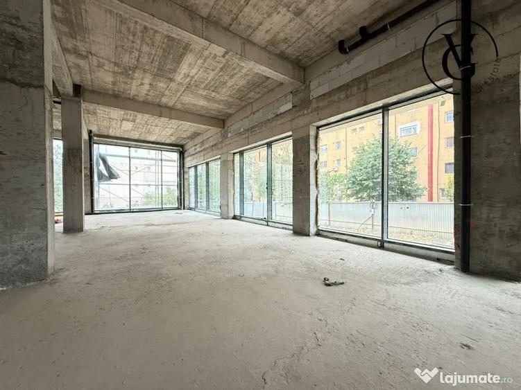 Spațiu comercial, de 750 mp, în Inel I