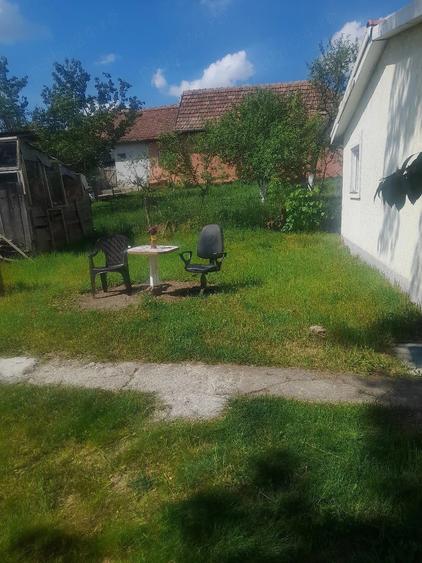 Casă cu Teren 300 Mp în Sititelec