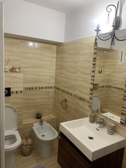 Apartament cu 3 camere în Radu Negru