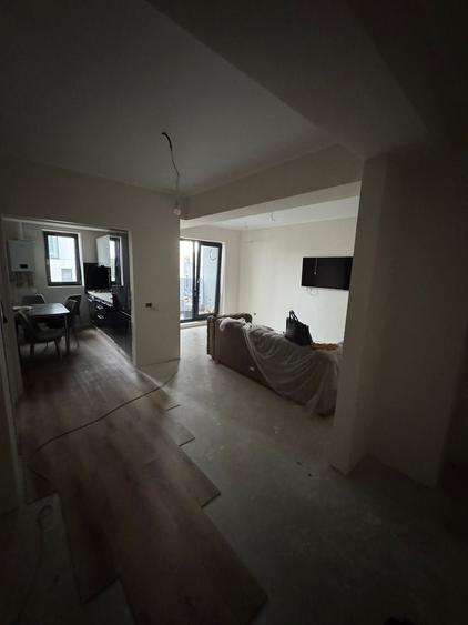 Apartament cu 2 camere decomandat, mobilat în Tomis Nord