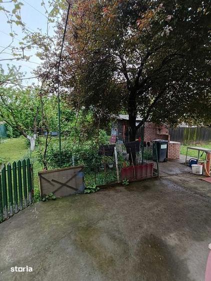 Casă cu 4 camere cu Teren 170 Mp în Lipănești