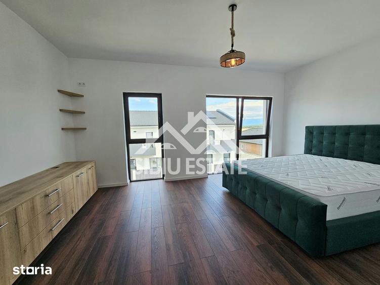 Casă cu 4 camere cu Teren 220 Mp în Central