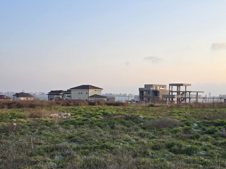 Teren Construcții intravilan de 1000 mp, în Palazu Mare