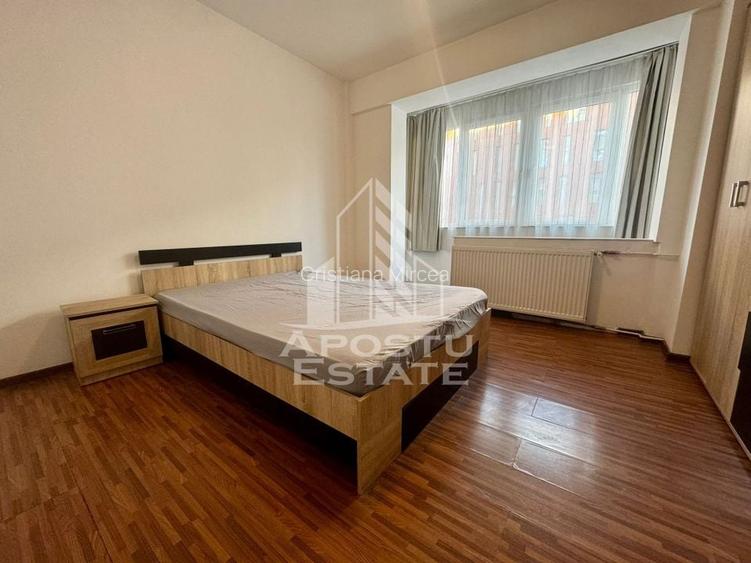 Apartament cu 2 camere semidecomandat, mobilat în Central
