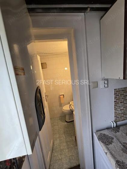 Proprietar, inchiriez apartament cu 1 camera la mansarda, in zona Bogdanestilor colt cu Bld.Cetatii Proprietar, inchiriez apartament cu 1 camera la mansarda, in zona Bogdanestilor colt cu Bld.Cetatii