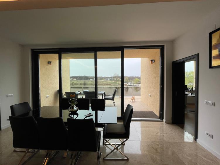 Vanzare VILA la cheie 338 mp  teren 800 mp - pe malul lacului Laguna Verde - 10