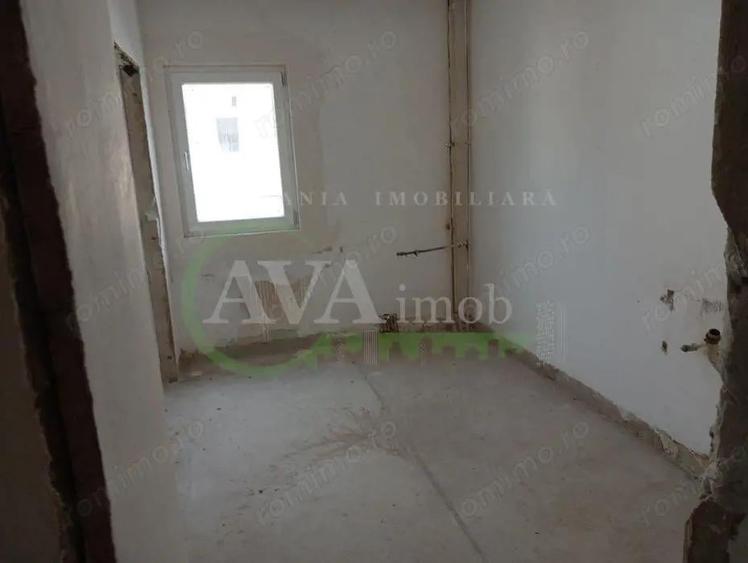 Apartament 3 camere decomandat zona Nord - 2