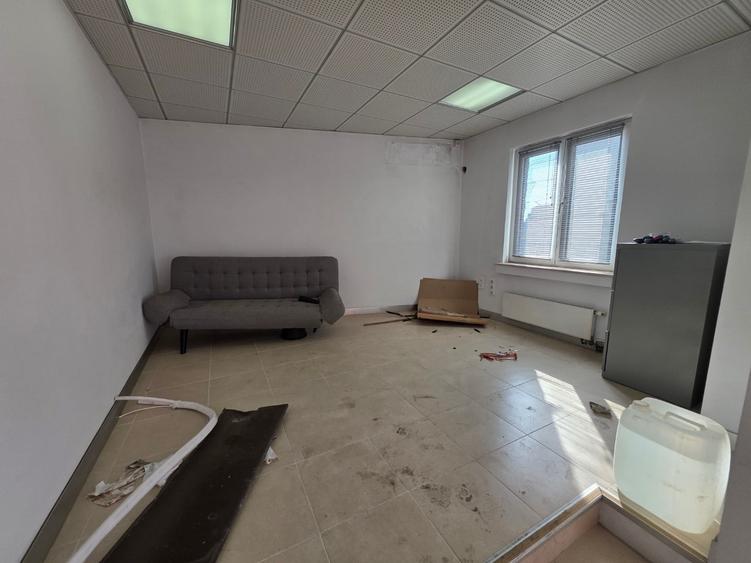 B-ul Magheru, 10 minute metrou Piata Romana, in blocul cu cinema Patria - 8