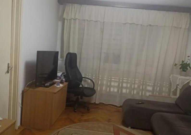 Apartament cu 3 camere de vanzare in Campina-Zona Ultracentrala - 4