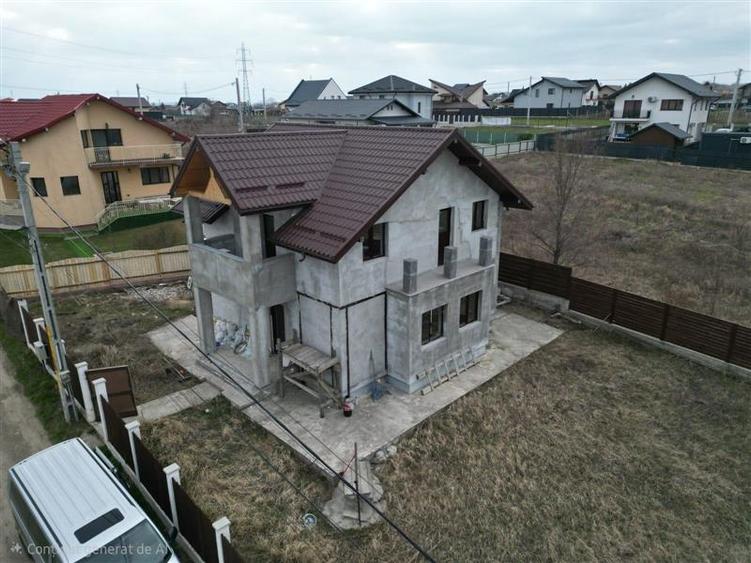 Vila P+M+Pod , 4 camere , 520 mp teren - Breazu . Iasi - 3