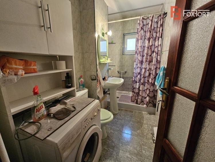 Apartament cu 3 camere, decomandat cu vedere pe 3 parti - zona Miorita - 7