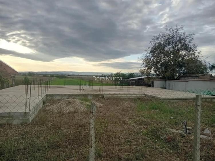 RECO TEREN GENEROS CU FUNDATIE